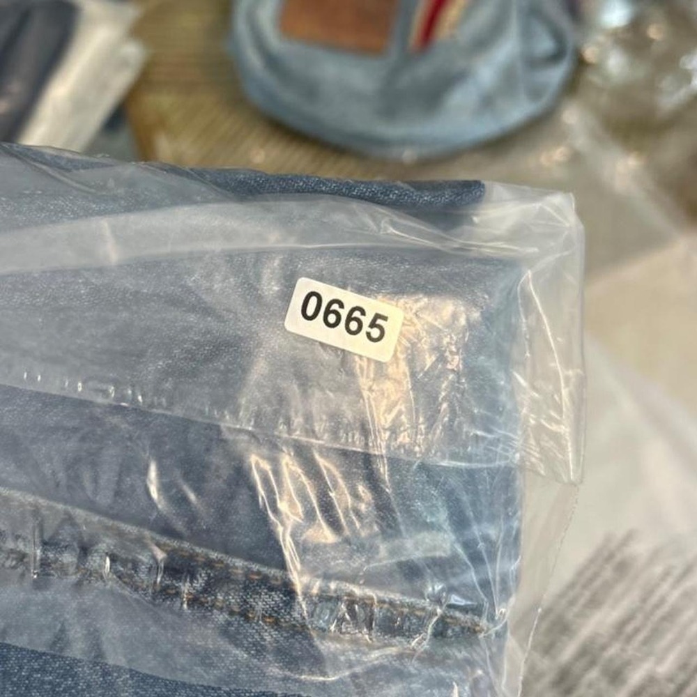 ROXY Baggy Wide Leg Blue Jeans Brand new with tags size 30/30 - Picture 8 of 8